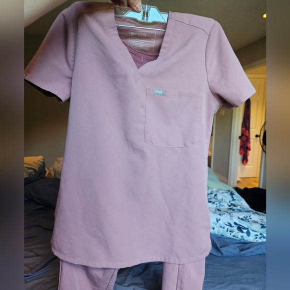 Mineral Mauve Figs Set-XS Top, SM Pant - Picture 10 of 10